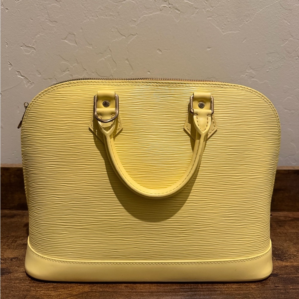 Louis Vuitton Alma with lock and key - Picture 12 of 13